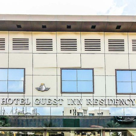Hotel Guestinn Residency Мумбай Екстериор снимка
