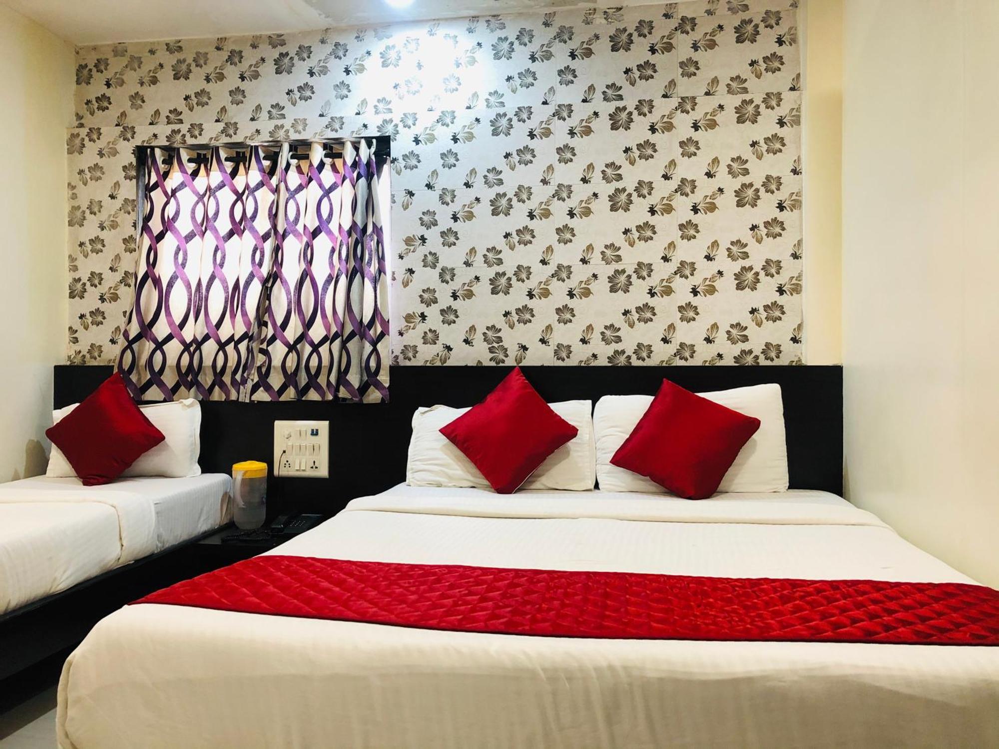 Hotel Guestinn Residency Мумбай Екстериор снимка