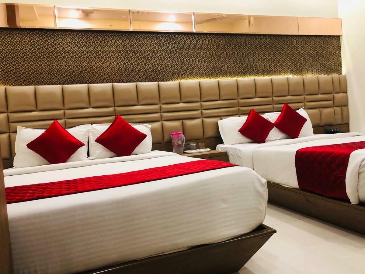 Hotel Guestinn Residency Мумбай Екстериор снимка