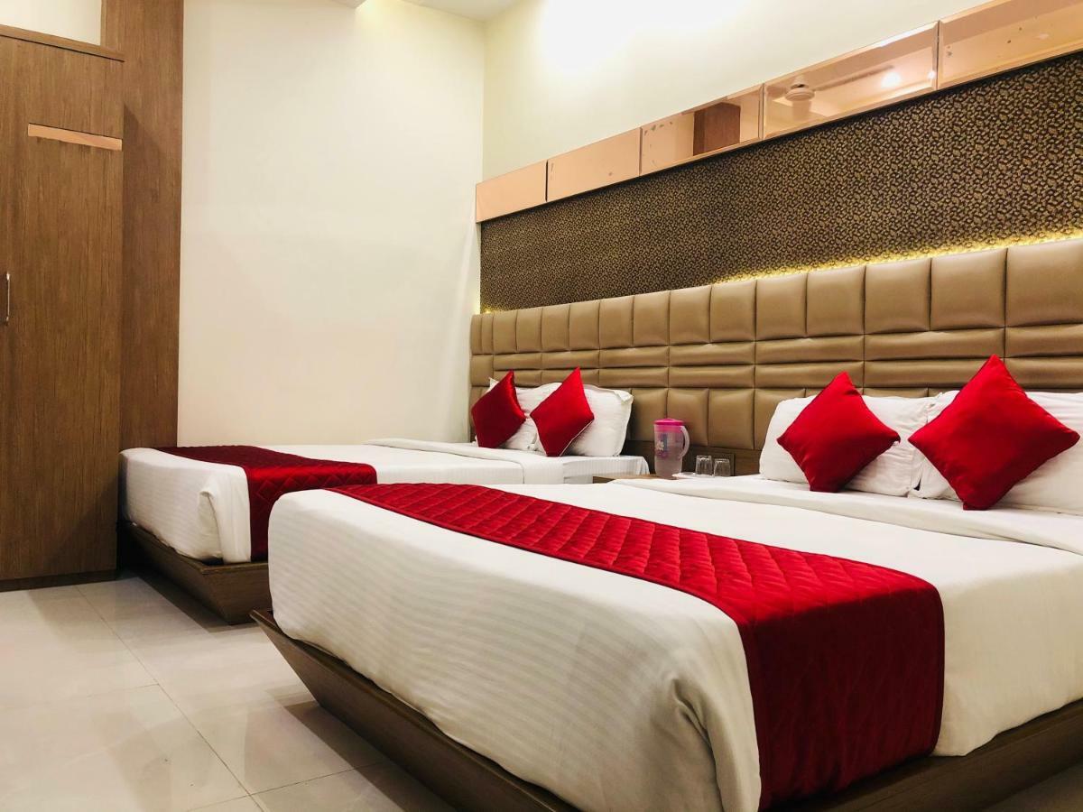 Hotel Guestinn Residency Мумбай Екстериор снимка