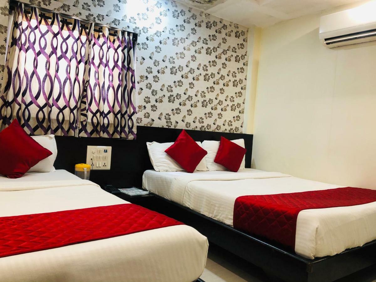 Hotel Guestinn Residency Мумбай Екстериор снимка