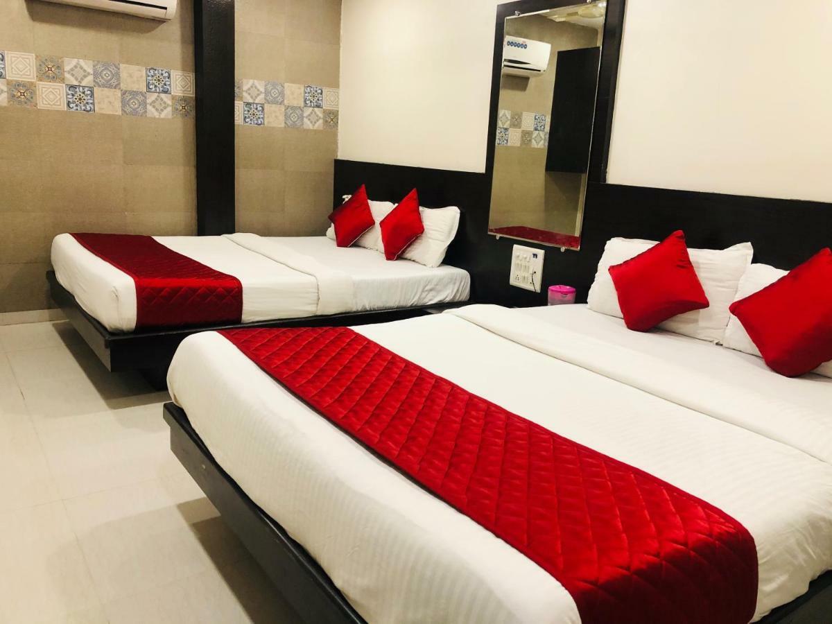 Hotel Guestinn Residency Мумбай Екстериор снимка