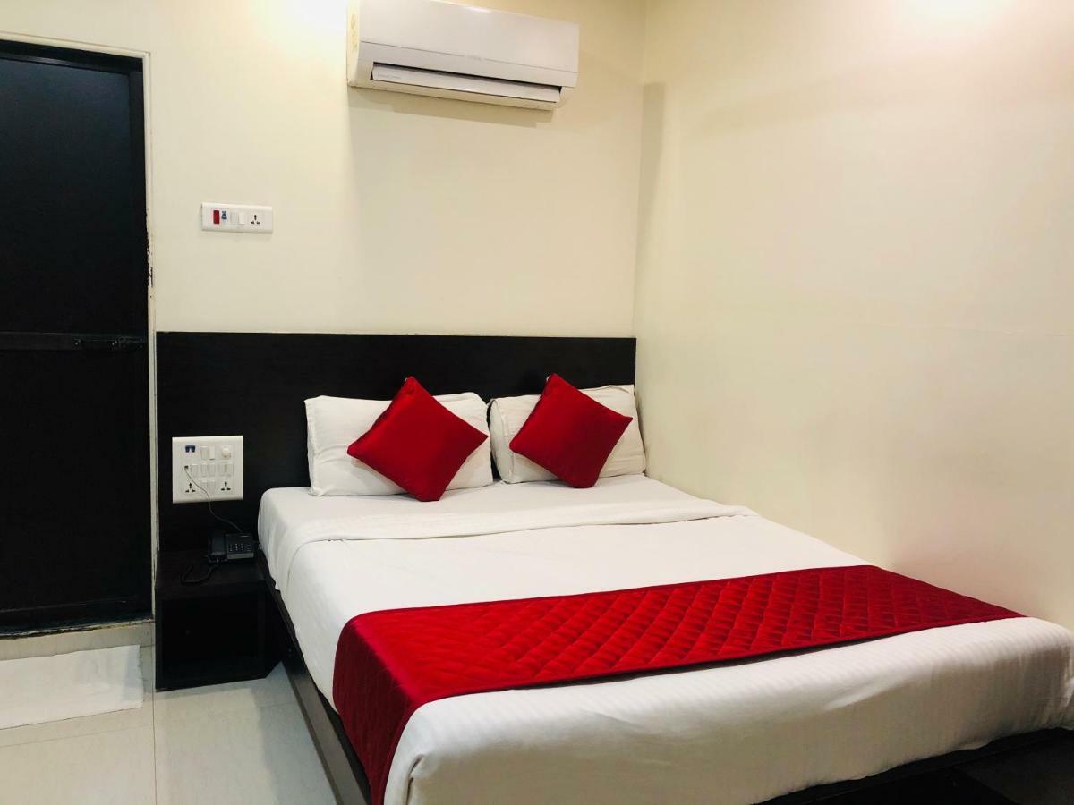 Hotel Guestinn Residency Мумбай Екстериор снимка